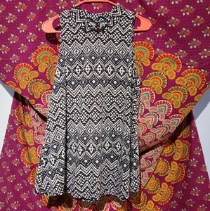 LAST CHANCE Sleeveless Aztec Tank Shirt